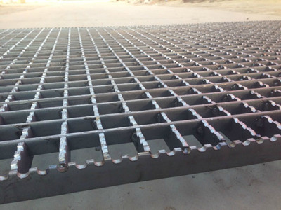 齒形鋼格柵板 齒形鋼格柵板